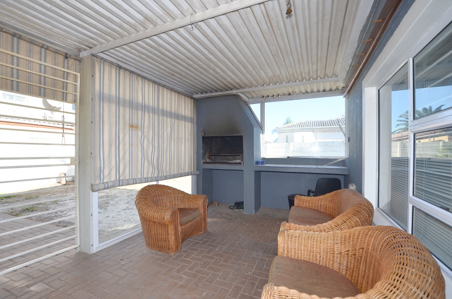 3 Bedroom Property for Sale in Parklands Western Cape